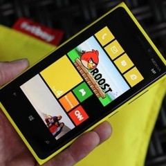 Nokia Lumia 820 и Nokia Lumia 920 доступны для предзаказа в России